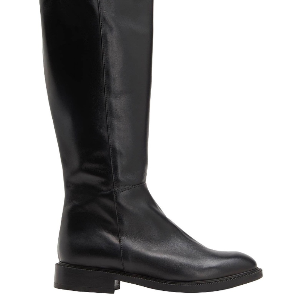 Tall boots - Picture 3 of 4